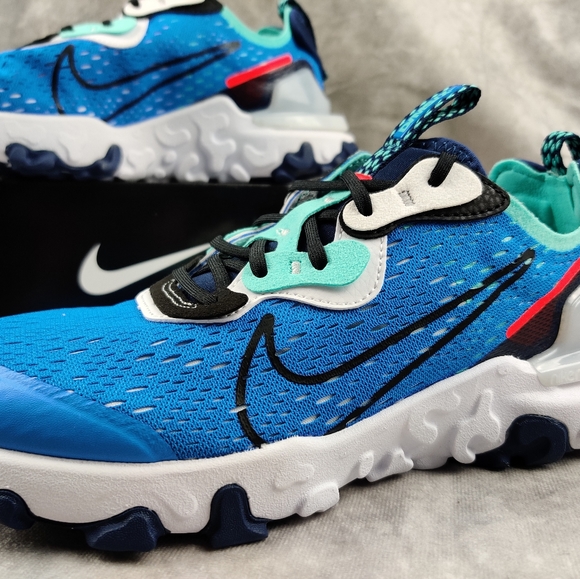 6Y 7.5W Nike React Vision